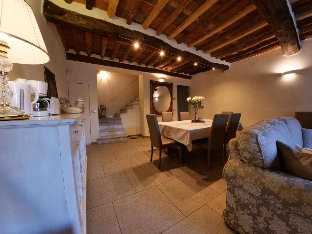 B&B La Bella Λούκα Δωμάτιο φωτογραφία